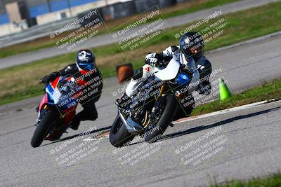 media/Jan-21-2023-Fastrack Riders (Sat) [[fcf3f88a30]]/Level 2/Session 4 Turn 6-Mountian Shot/